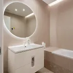 아파트 Roots Two - Tranquil Lakeview Escape With Balcony