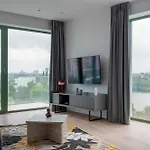 Roots Two - Tranquil Lakeview Escape With Balcony *