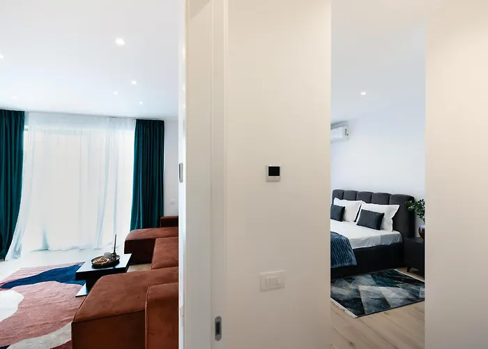 Roots Two - Tranquil Lakeview Escape With Balcony * Bucharest