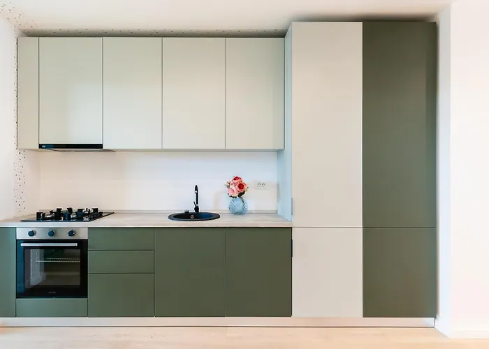 公寓 Roots Two - Tranquil Lakeview Escape With Balcony *