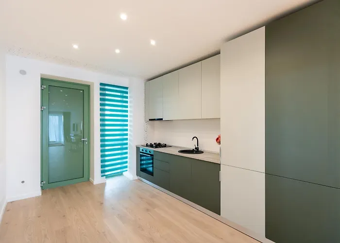 דירה Roots Two - Tranquil Lakeview Escape With Balcony בוקרשט